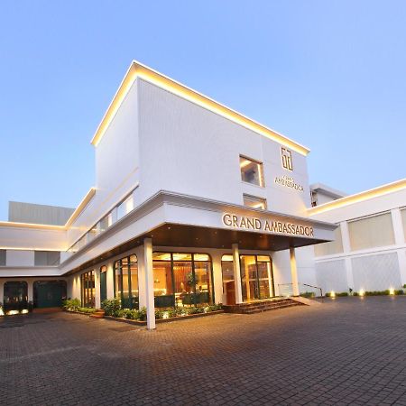 The Grand Ambassador Hotel Kottayam Exteriér fotografie