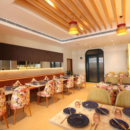 The Grand Ambassador Hotel Kottayam Exteriér fotografie
