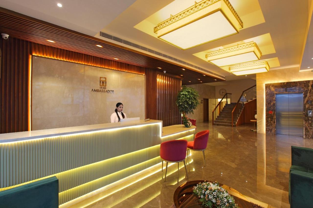 The Grand Ambassador Hotel Kottayam Exteriér fotografie